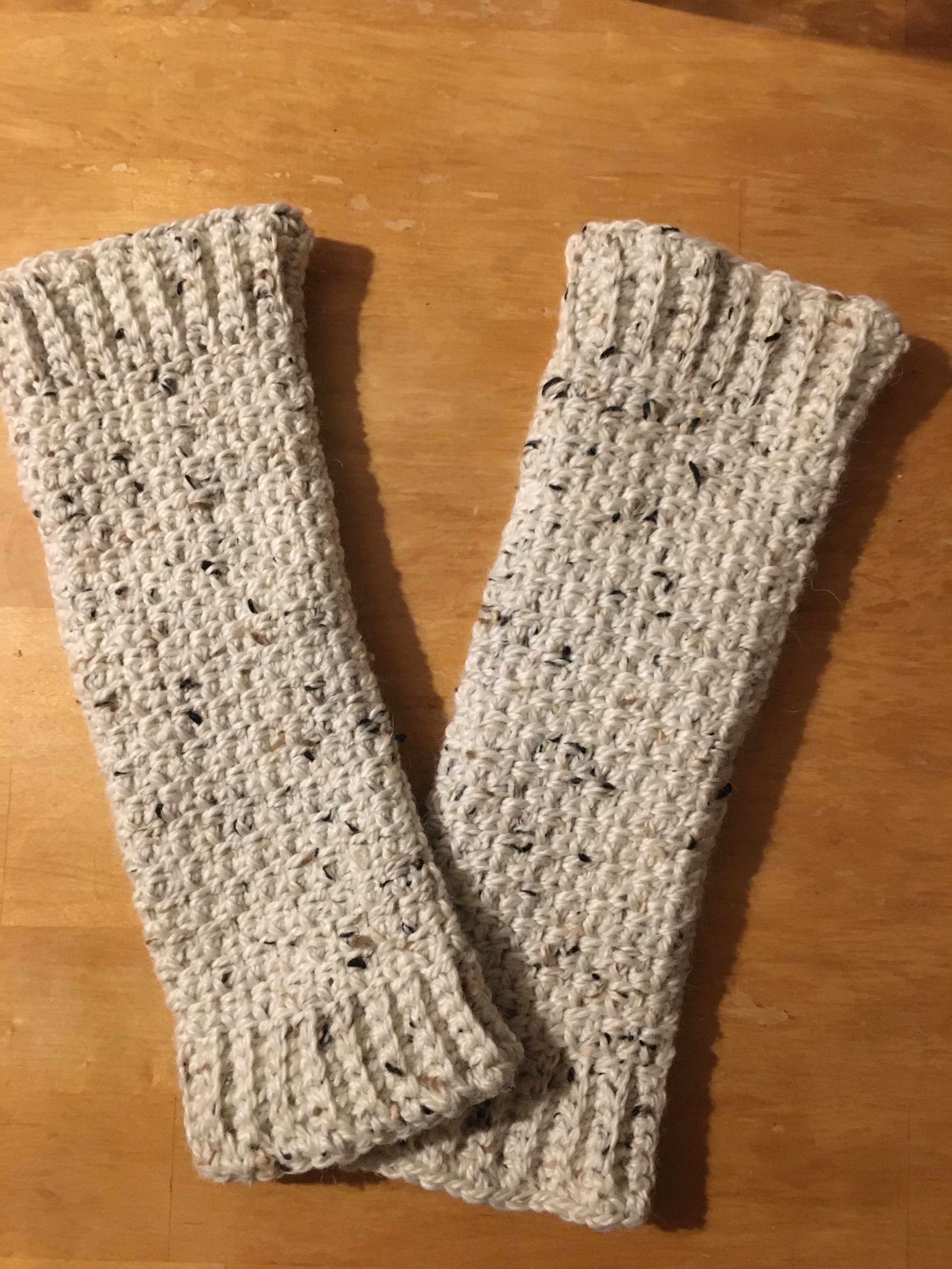 Stretchy crochet legwarmers, easy, side to side – Le coin paisible